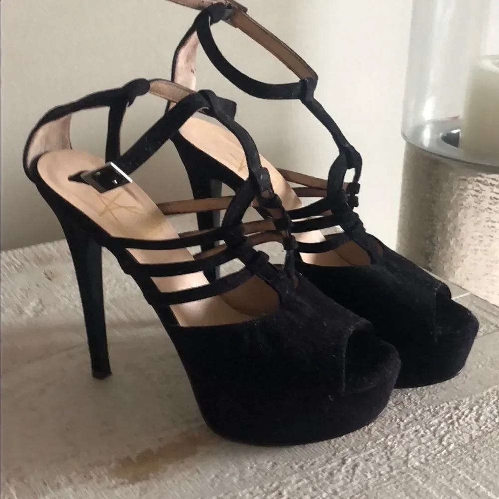 Abel Muñoz Eiffel Platform Sandals